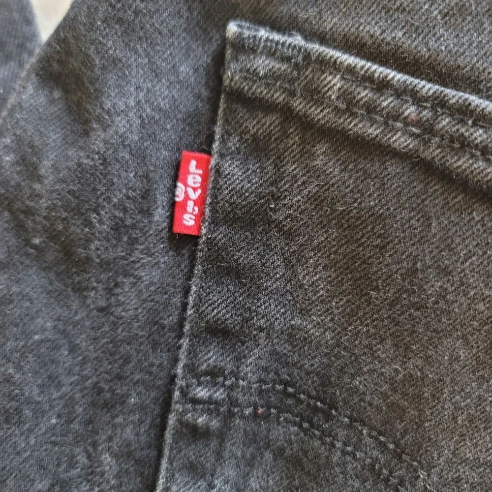 Levi's 501 Original Fit Jeans Mens 32x30 Black Straight Leg‎ Button Fly Denim